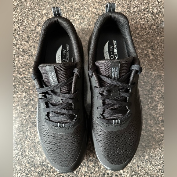 Skechers Arch Fit Go Walk Black Athletic Sneakers Style # 124887 NWOT - Picture 3 of 10